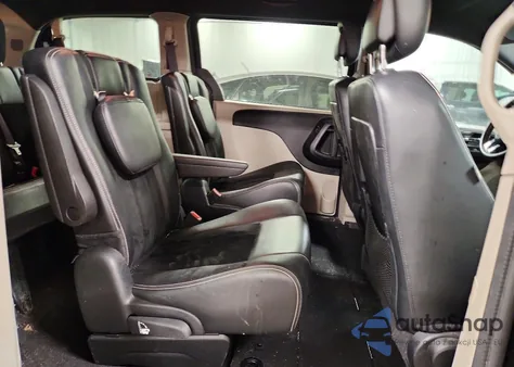 2017 Dodge Grand Caravan Sxt z USA, uszkodzony, nr VIN 2C4RDGCG9HR695982